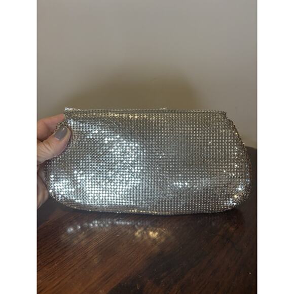 Vintage Felix And Rey Mesh Metal Evening Clutch, Bow - Picture 3 of 7